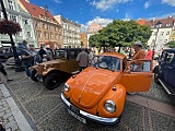 Stare samochody stanęły na wałbrzyskim rynku [Foto]