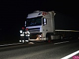 Zderzenie osobówki i ciężarówki na k8 za Przyłękiem