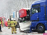 Śmiertelny wypadek dwóch ciężarówek i busa na trasie Bardo - Kłodzko