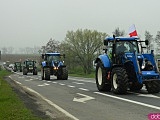 Rolnicy z powiatu ząbkowickiego wyjechali na ósemkę protestować