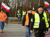  Protest rolników w Ząbkowicach Śląskich. Na ósemkę wyjechało prawie 200 traktorów 