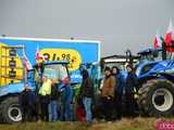  Protest rolników w Ząbkowicach Śląskich. Na ósemkę wyjechało prawie 200 traktorów 