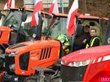  Protest rolników w Ząbkowicach Śląskich. Na ósemkę wyjechało prawie 200 traktorów 