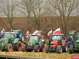  Protest rolników w Ząbkowicach Śląskich. Na ósemkę wyjechało prawie 200 traktorów 