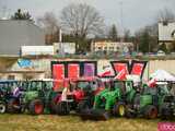  Protest rolników w Ząbkowicach Śląskich. Na ósemkę wyjechało prawie 200 traktorów 