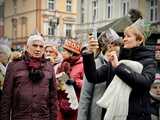 [FOTO] Barwny orszak przeszedł przez Ziębice – mieszkańcy wspólnie uczcili święto Objawienia Pańskiego 