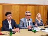 [FOTO] Rada Powiatu Ząbkowickiego udzieliła absulatorium zarządowi. Wicestarosta zrezygnował z pełnienia swojej funkcji 