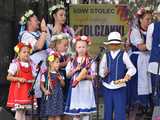 [FOTO, WIDEO] Tradycję trzeba pielęgnować Za nami XXVIII edycja Wojewódzkiego Festiwalu Zespołów Artystycznych KGW w Stolcu