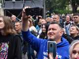 [FOTO] Na początek Kobranocka! To ona przywitała publikę drugiego dnia Dni i Nocy Krzywej Wieży 