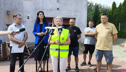 [FOTO, WIDEO] Nie ma stuprocentowych zabezpieczeń, które ochronią teren przed powodzią Rząd przekazł już ponad 8 miliordów na odbudowę 
